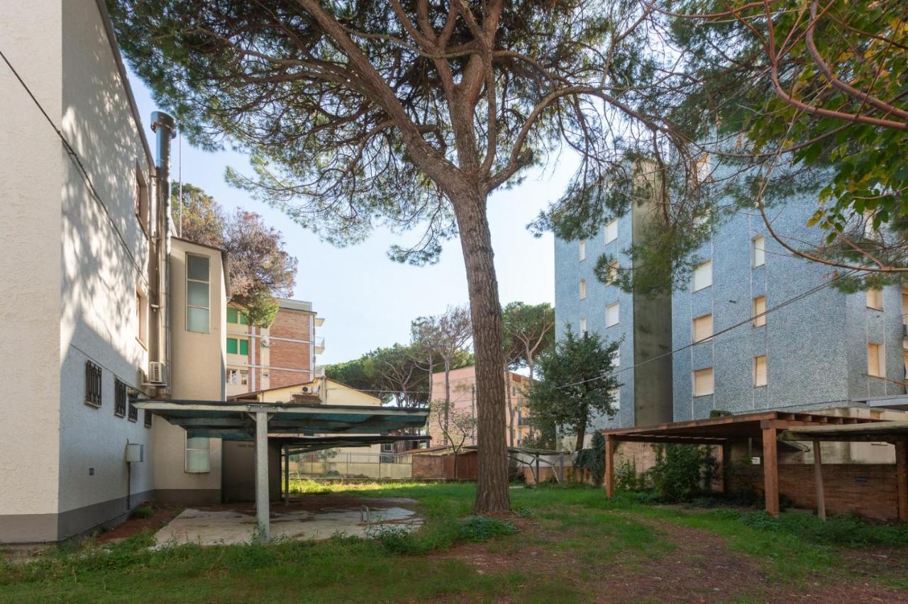 Lido Degli Estensi Flat Con Balcone E Parcheggio! Llido Degli Estensi Ngoại thất bức ảnh