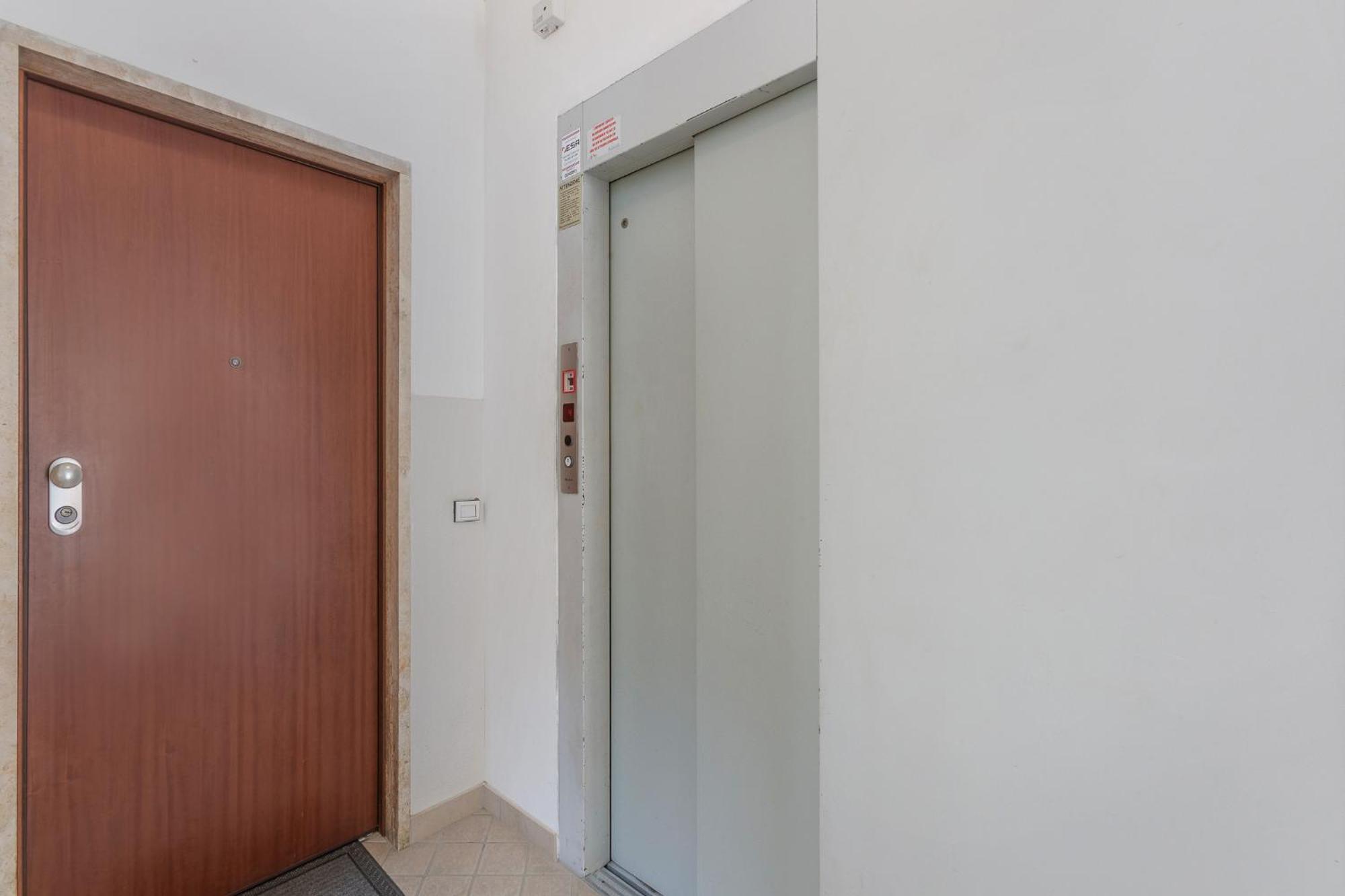 Lido Degli Estensi Flat Con Balcone E Parcheggio! Llido Degli Estensi Ngoại thất bức ảnh